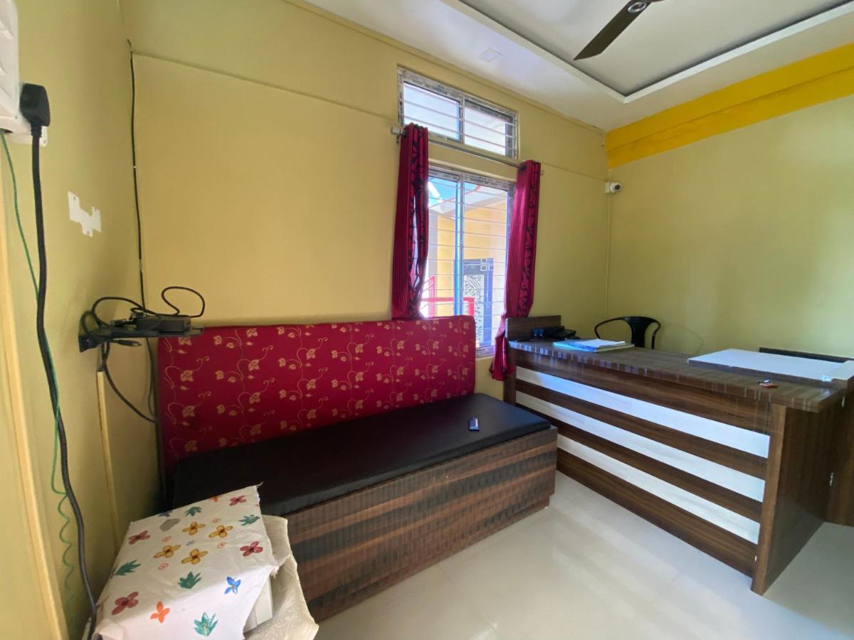 Apurba Guest House Jorhāt Exterior photo